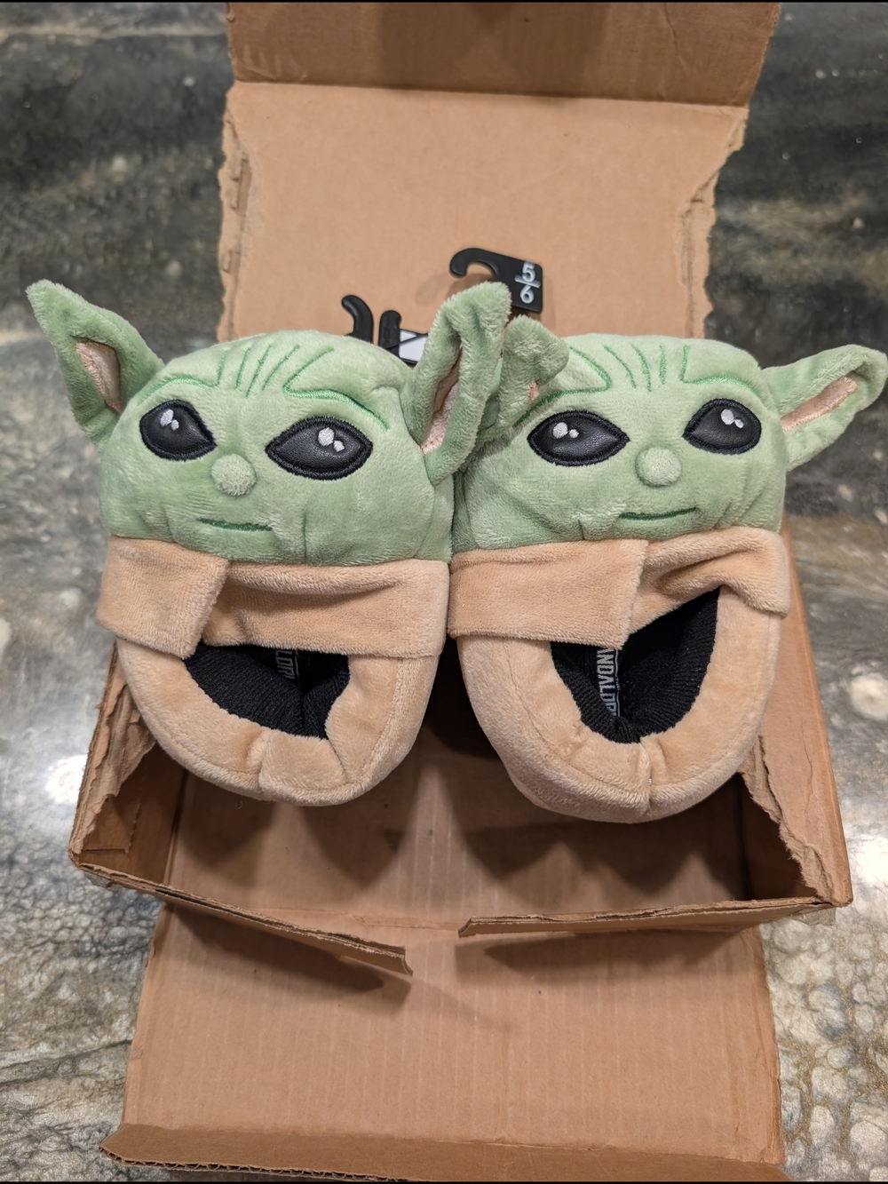NEW Disney Star Wars Baby Yoda Slippers